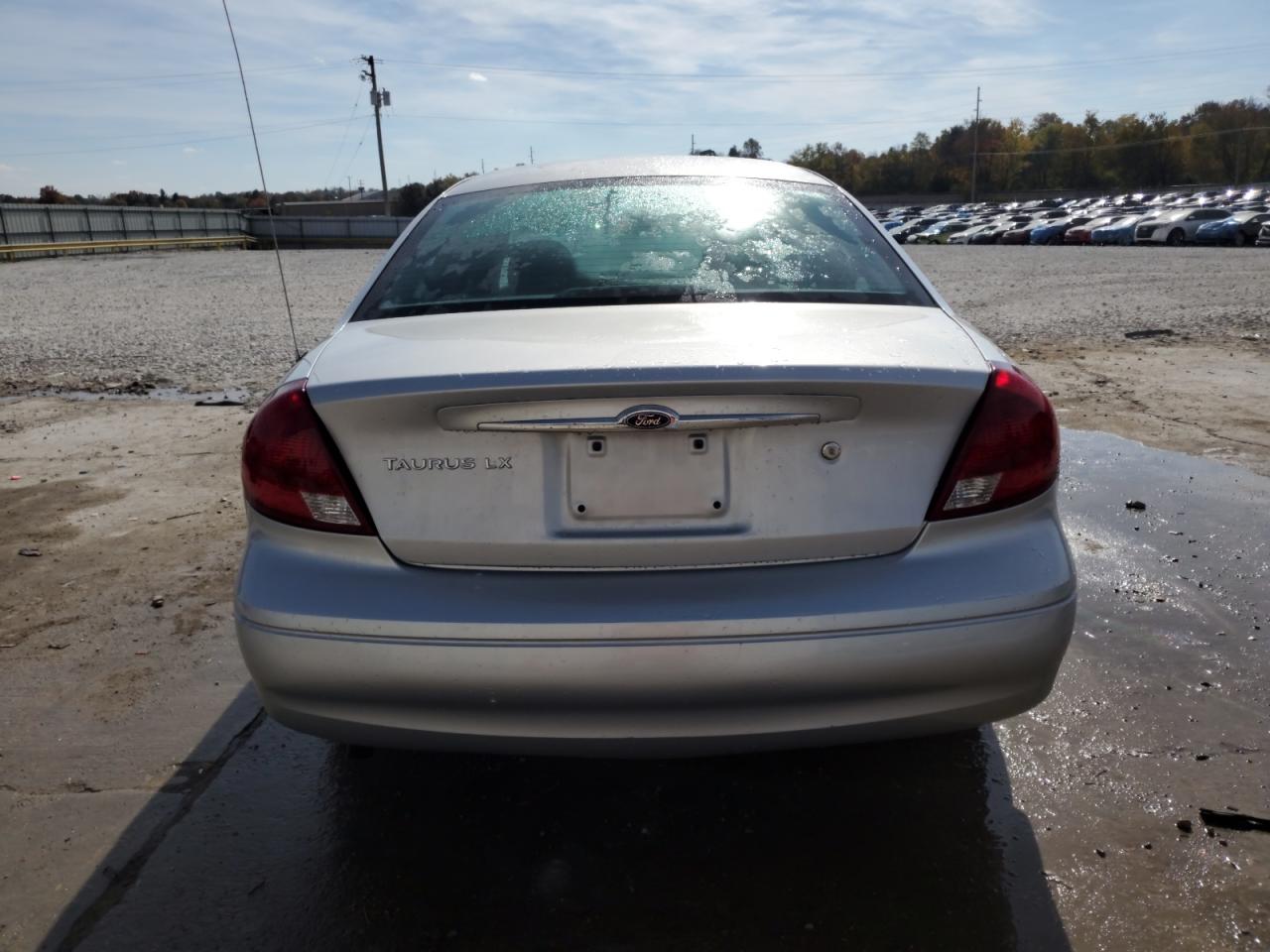 Lot #2940746434 2003 FORD TAURUS LX