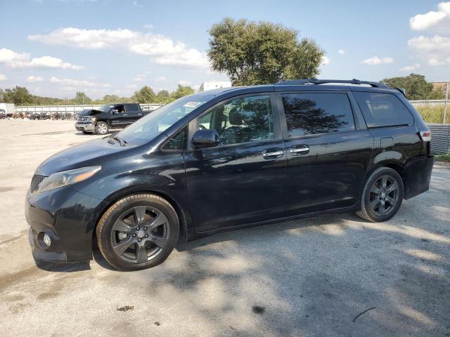 VIN 5TDXZ3DC0HS784568 2017 Toyota Sienna, SE no.1