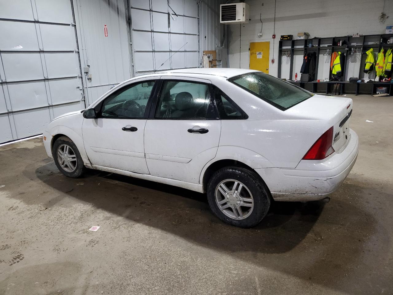 Lot #2952931929 2003 FORD FOCUS SE