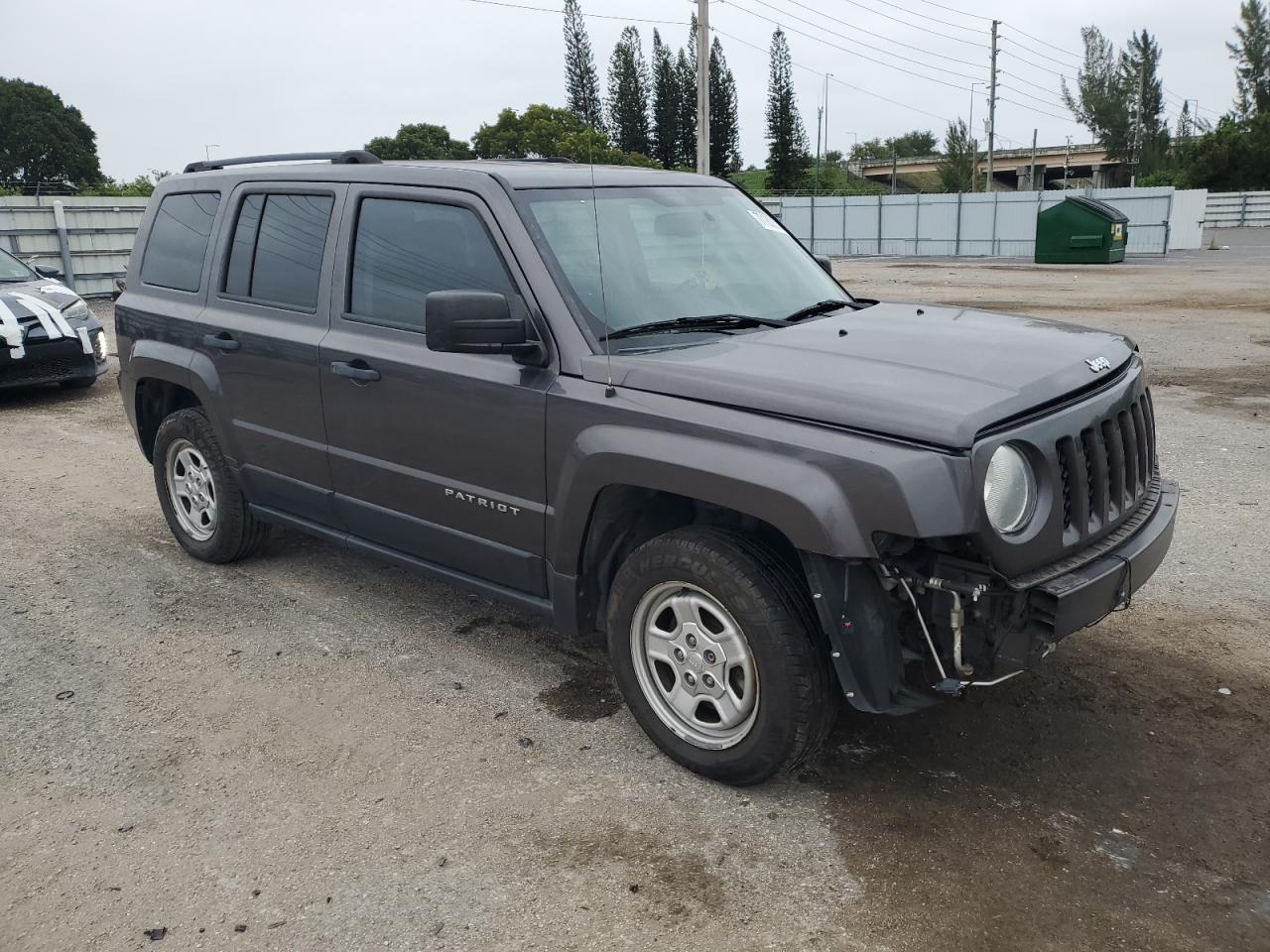 Lot #2919000561 2016 JEEP PATRIOT SP