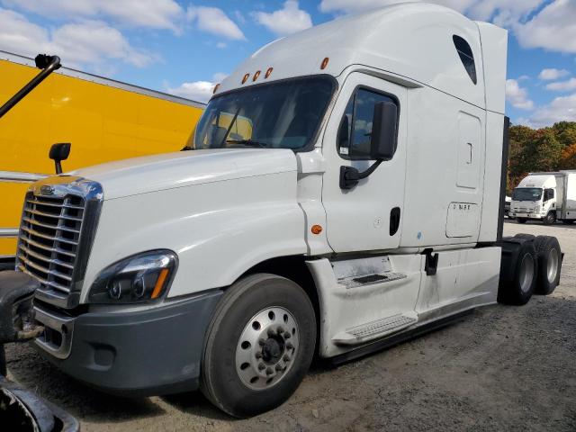 FREIGHTLINER CASCADIA 1 2018 white  diesel 3AKJGLDR7JSJH1217 photo #3