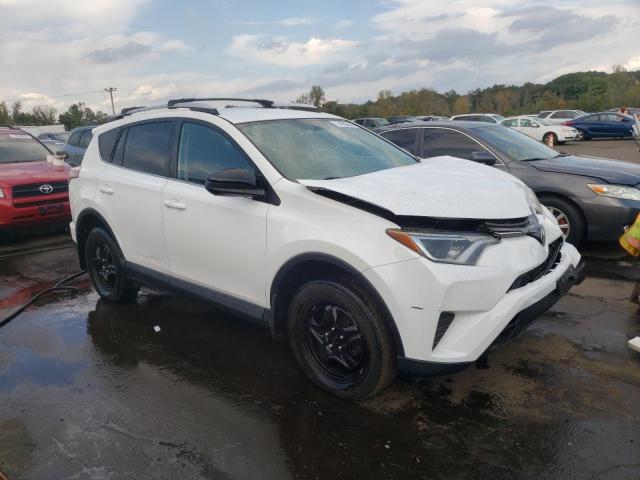 VIN 2T3BFREV4GW415490 2016 Toyota RAV4, LE no.4