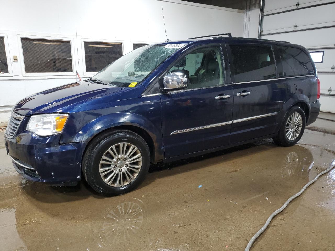 Lot #2969700294 2013 CHRYSLER TOWN & COU