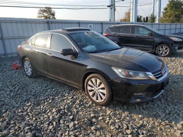 VIN 1HGCR2F70FA236459 2015 Honda Accord, EX no.4