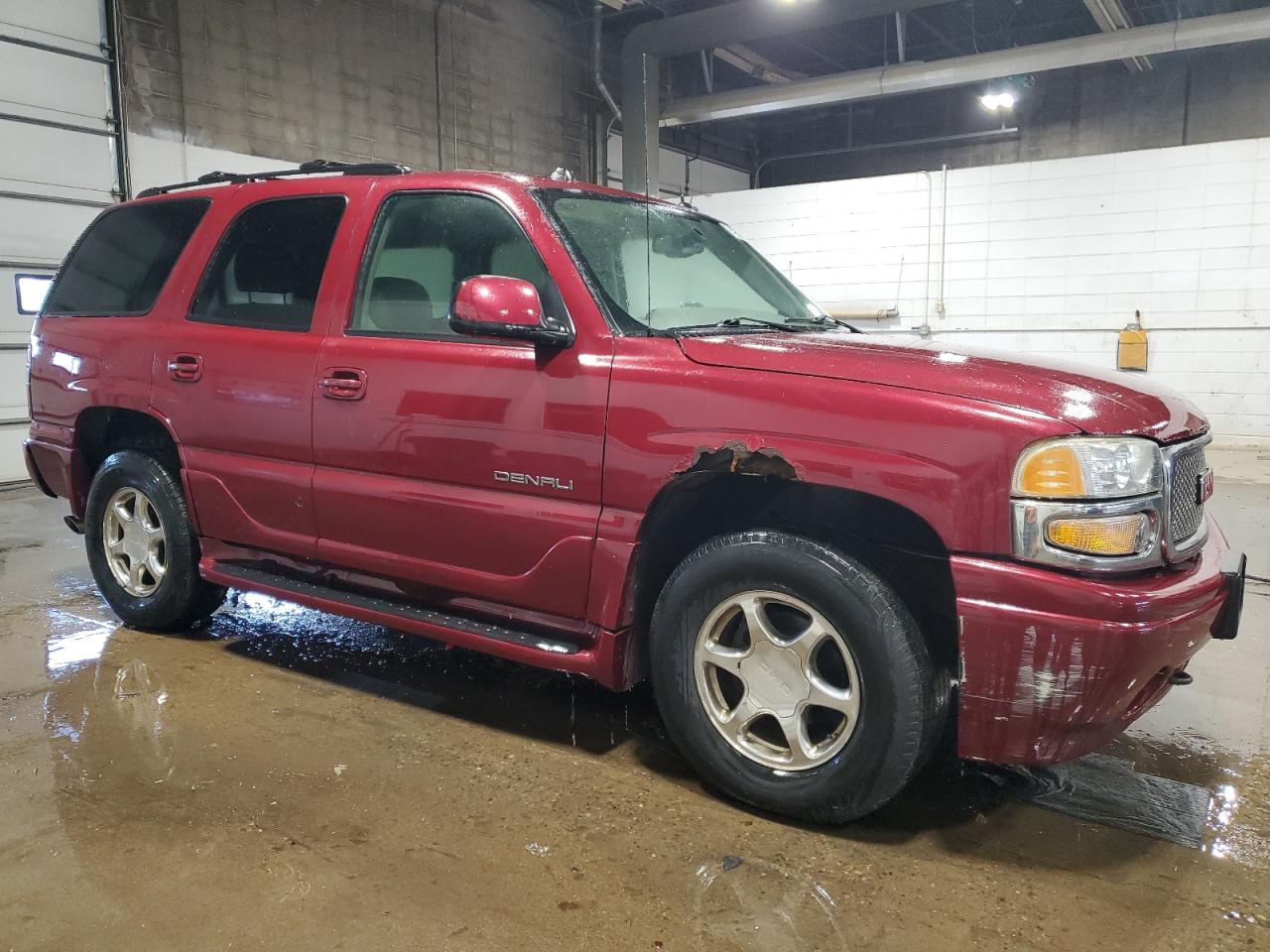 Lot #2986722217 2004 GMC YUKON DENA