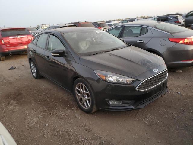 VIN 1FADP3F25FL378917 2015 Ford Focus, SE no.4