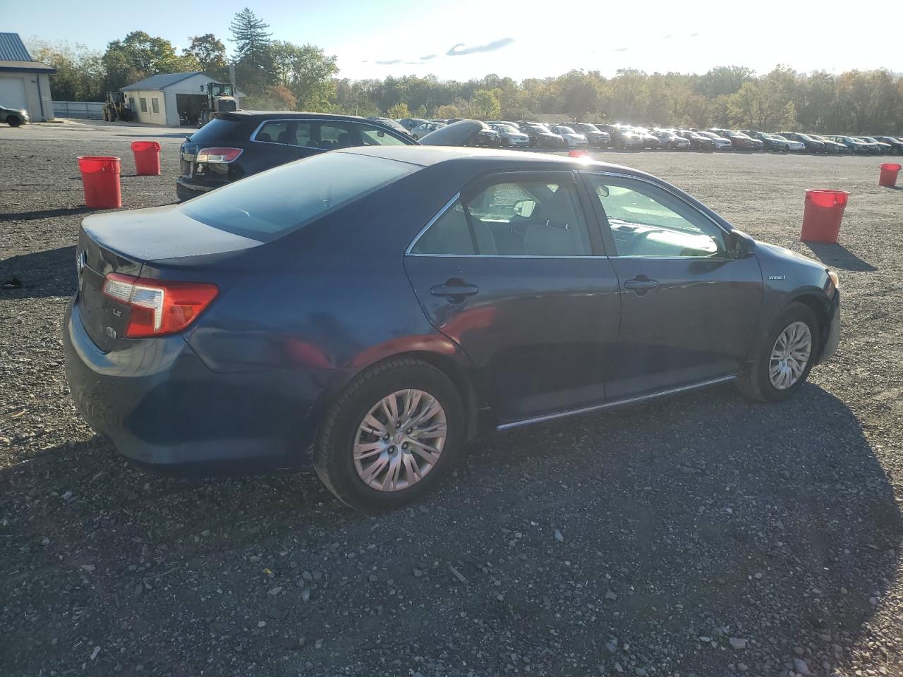 Lot #2921734525 2012 TOYOTA CAMRY HYBR