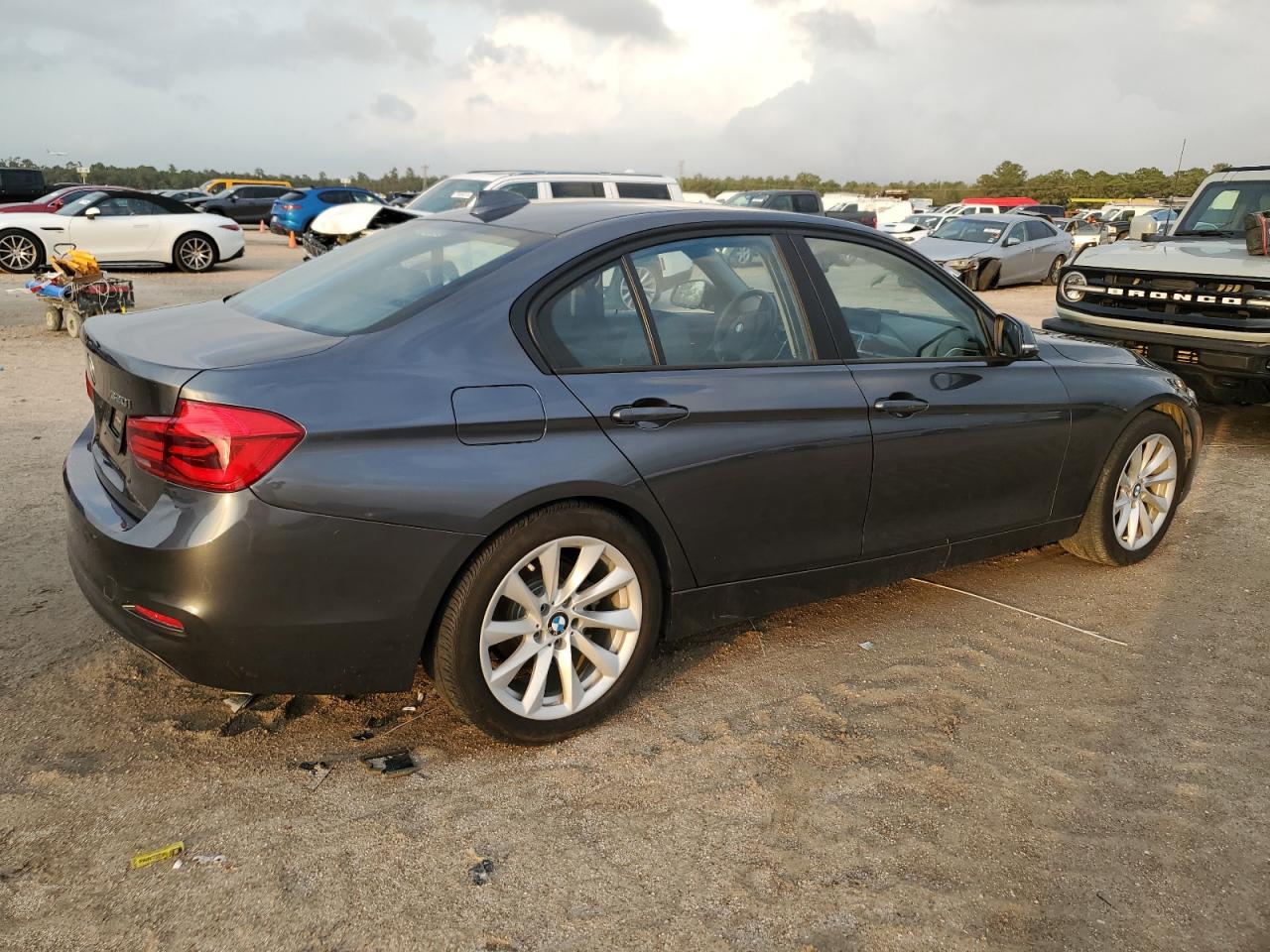 Lot #2955226523 2018 BMW 320 I