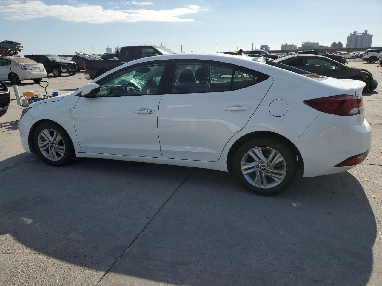 Lot #2989202738 2019 HYUNDAI ELANTRA SE