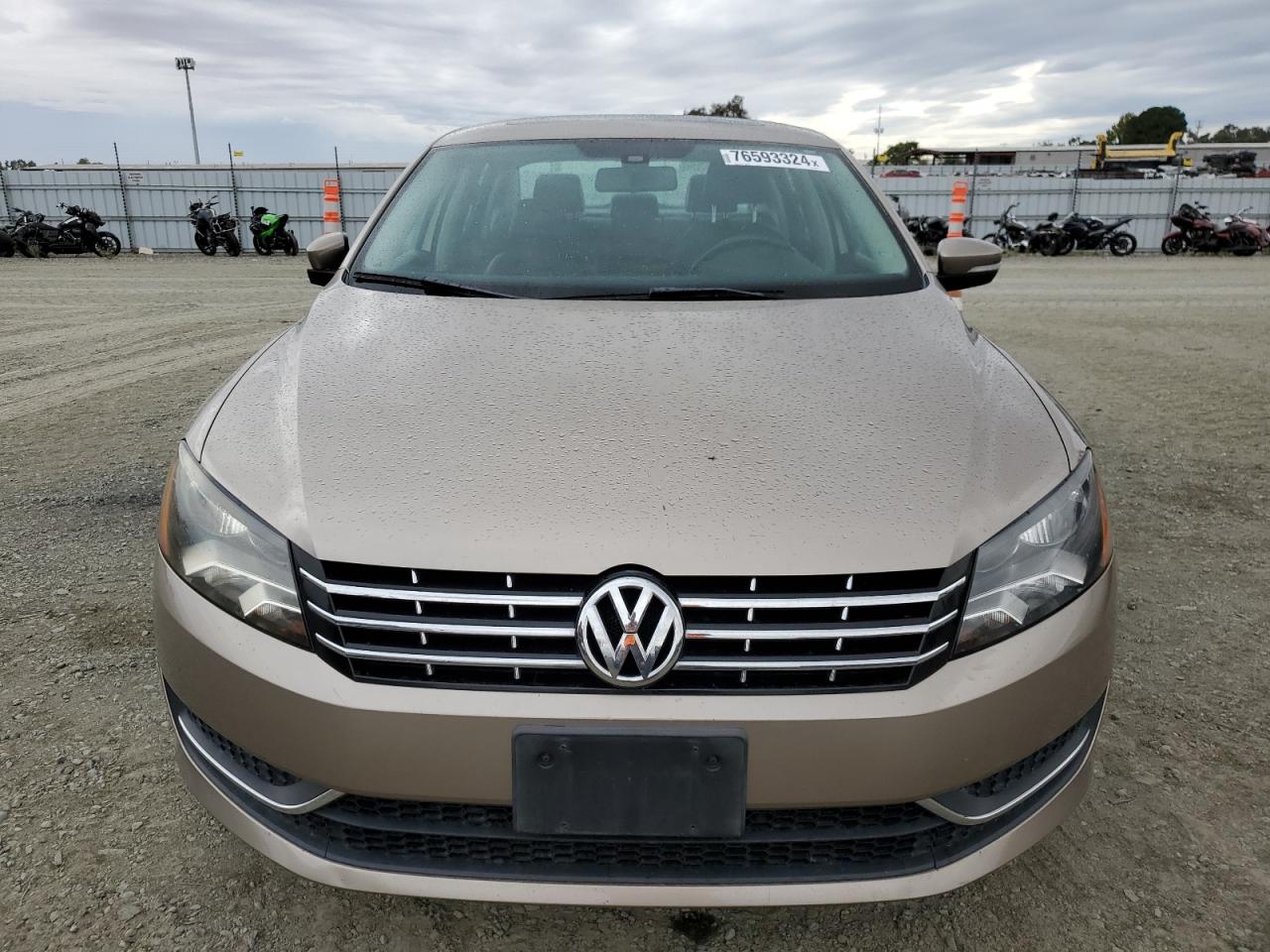 Lot #3008996529 2015 VOLKSWAGEN PASSAT SE