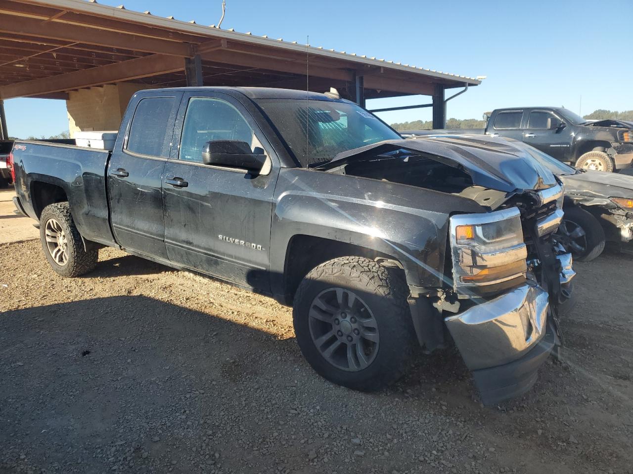 Lot #3042021216 2017 CHEVROLET SILVERADO