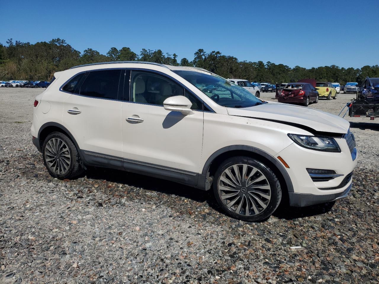 Lot #3006459118 2019 LINCOLN MKC BLACK