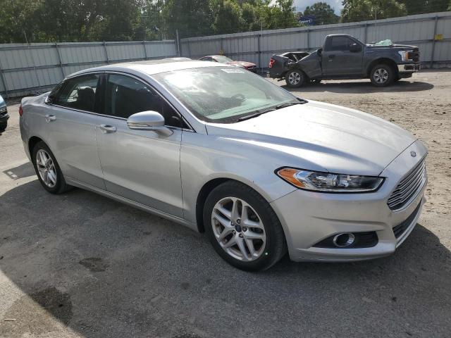 VIN 3FA6P0HD7FR300551 2015 Ford Fusion, SE no.4