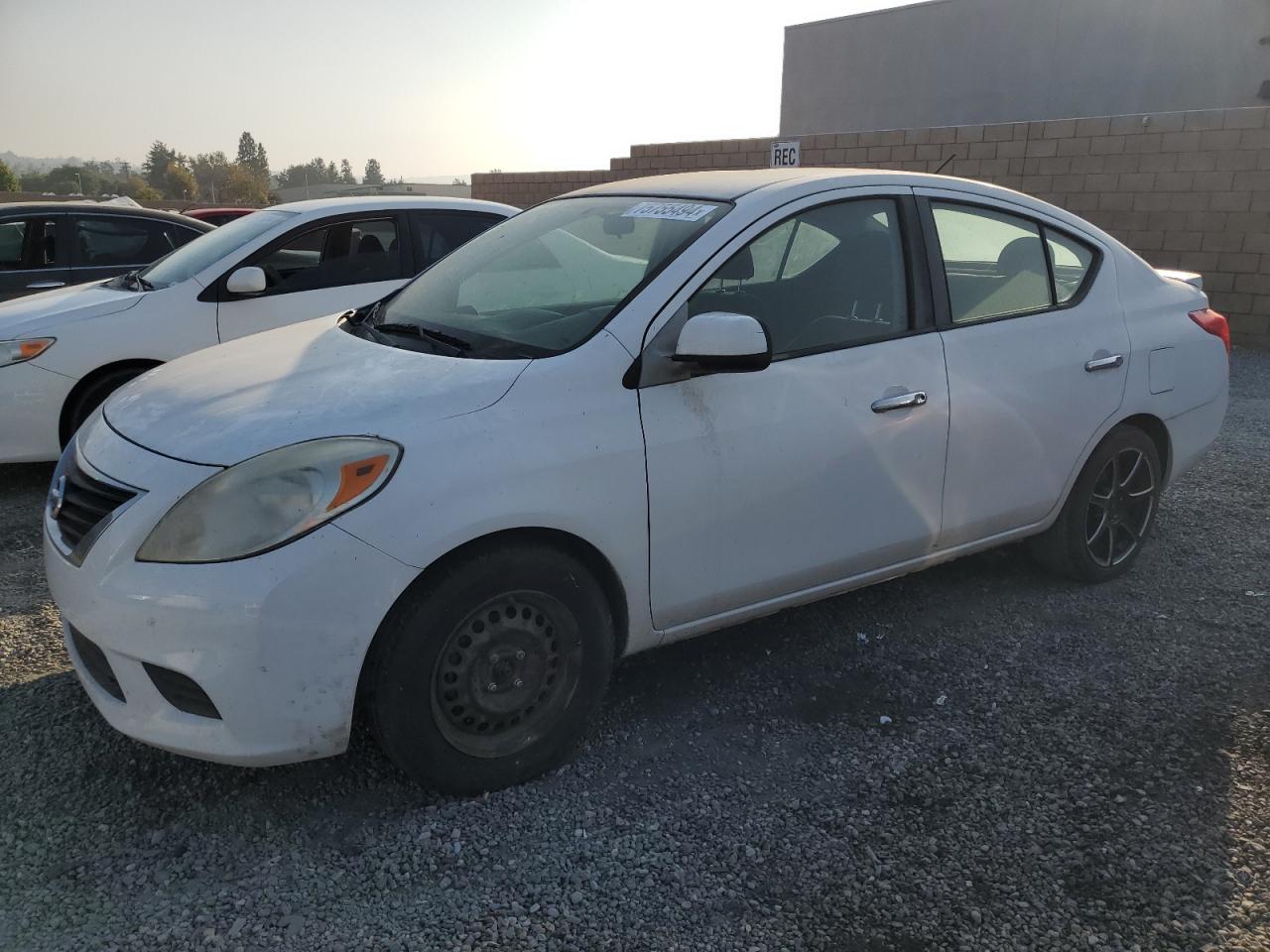 Lot #2910027821 2014 NISSAN VERSA S