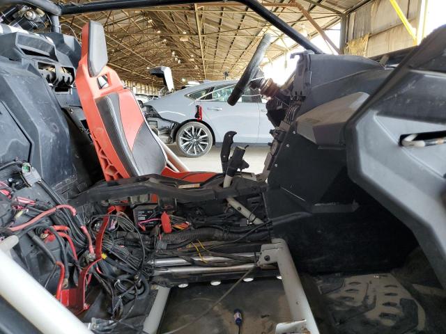 2021 CAN-AM MAVERICK X - 3JBVVAV49MK000203