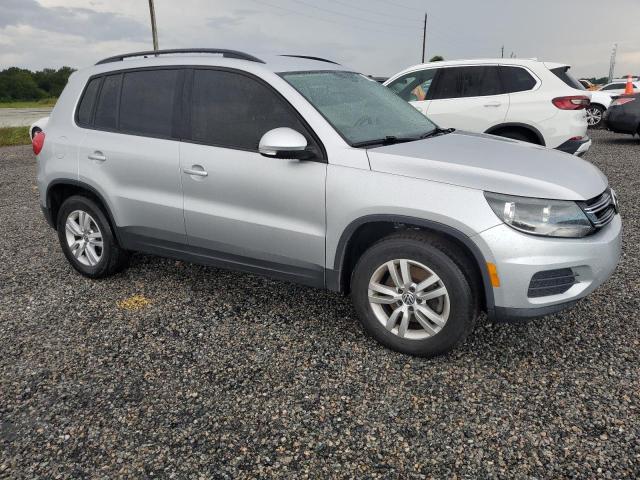 VIN WVGAV7AXXHK022657 2017 Volkswagen Tiguan, S no.4