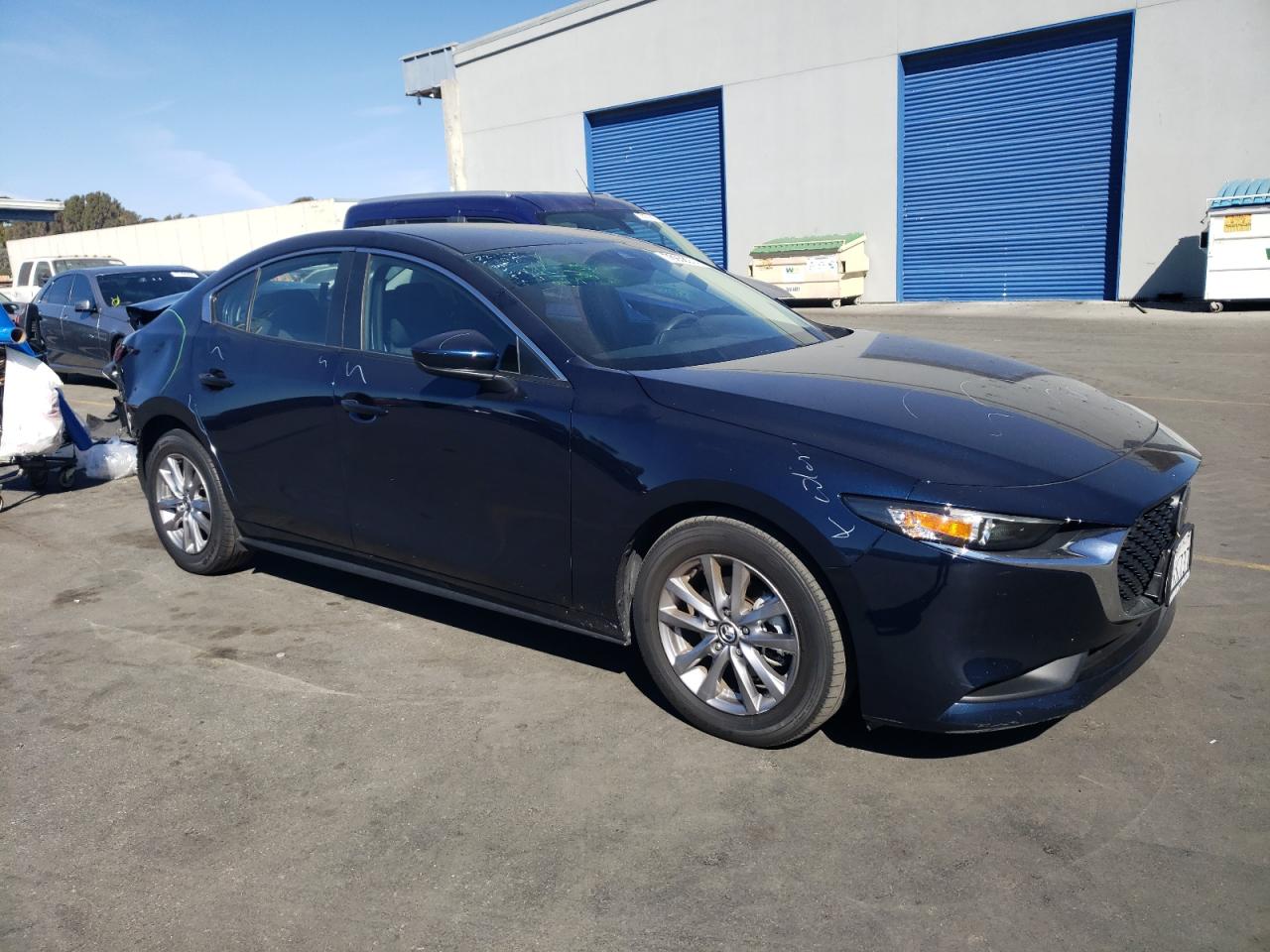 Lot #2996121423 2020 MAZDA 3