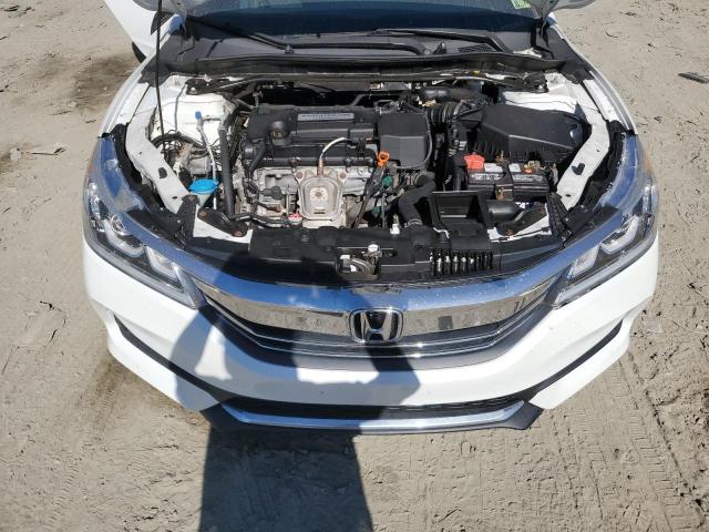 VIN 1HGCR2F51GA027828 2016 HONDA ACCORD no.11