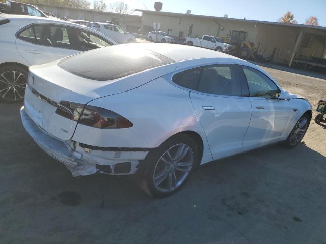 2015 TESLA MODEL S 70 5YJSA1S22FF090322