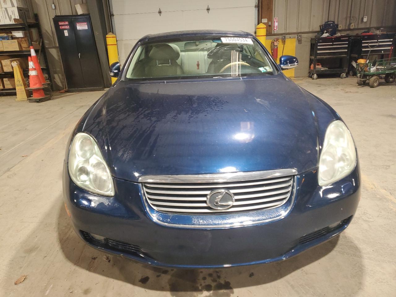 Lot #2952472369 2003 LEXUS SC 430