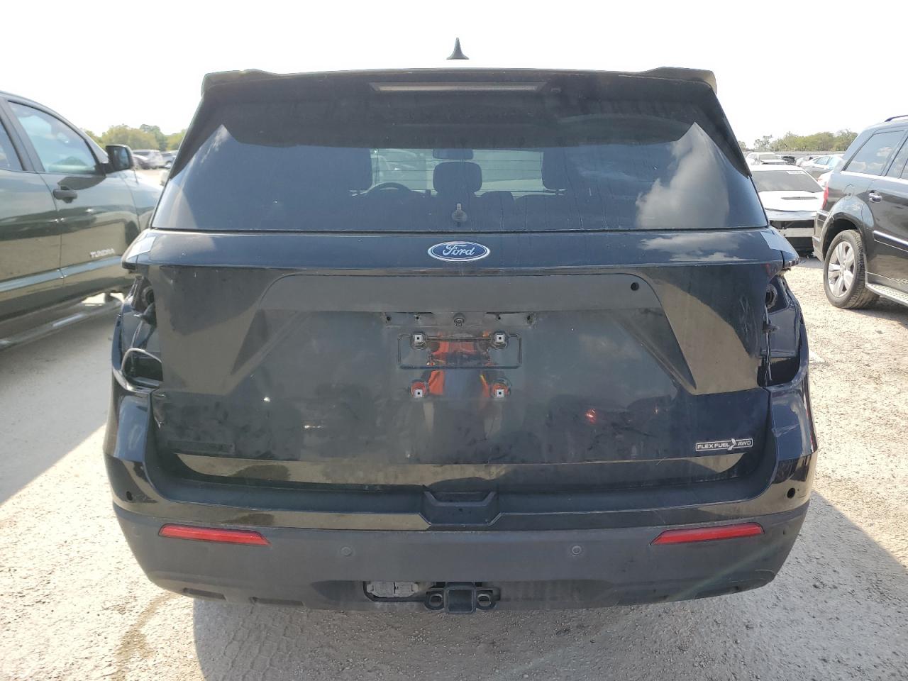 Lot #2923912879 2022 FORD EXPLORER P