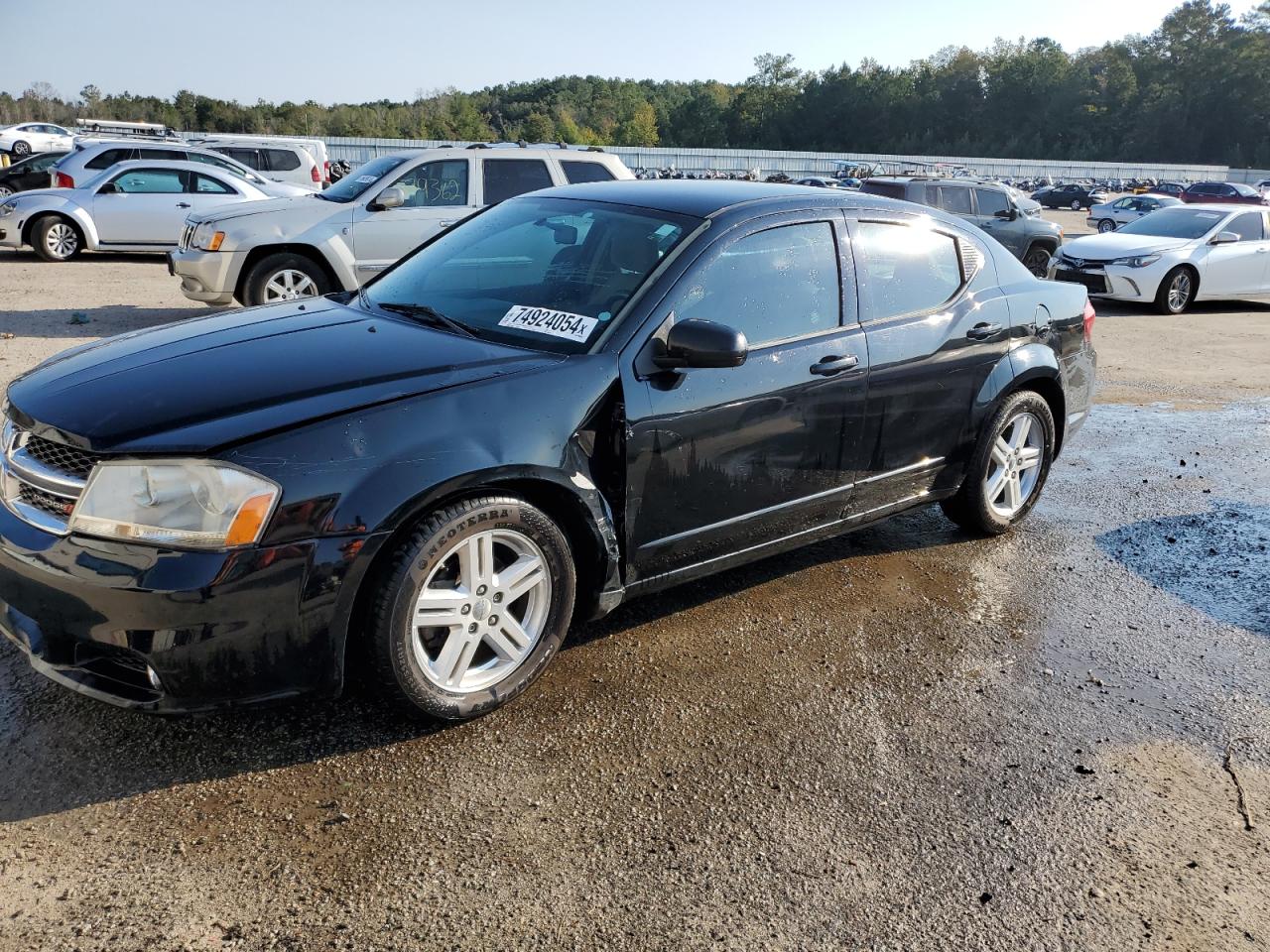 Lot #2902789284 2013 DODGE AVENGER SX