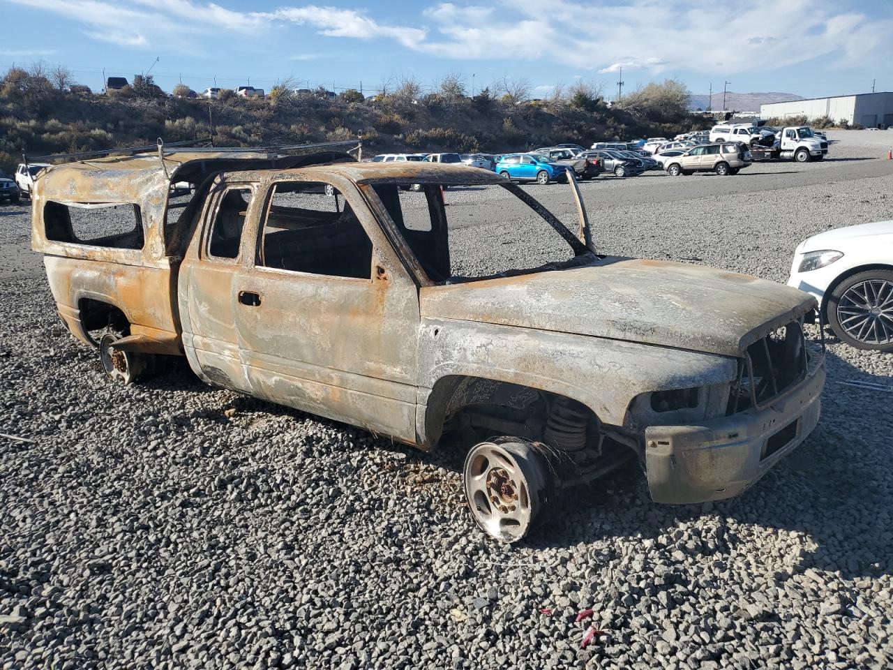 Lot #2940164481 2001 DODGE RAM 2500