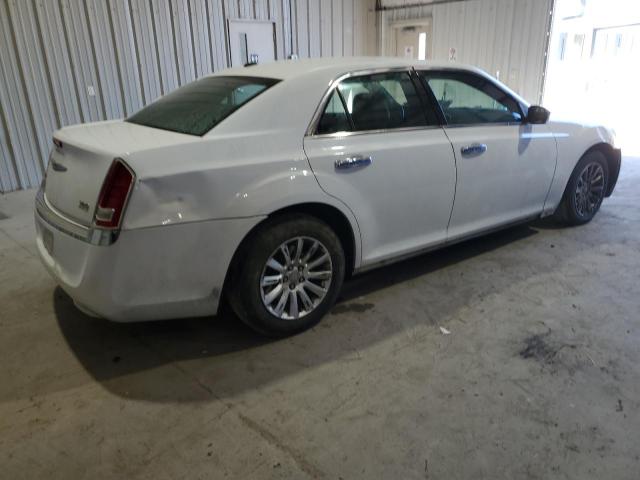 VIN 2C3CCAAG0EH288566 2014 Chrysler 300 no.3