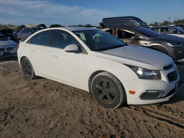 VIN 1G1PE5SB3G7108487 2016 Chevrolet Cruze, LT no.4