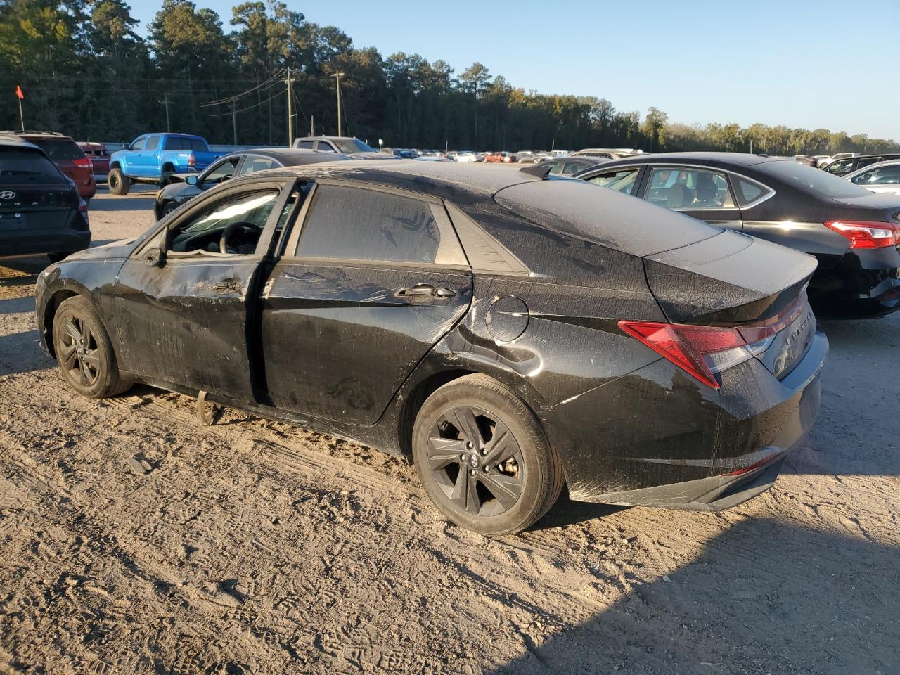 Lot #2986727276 2021 HYUNDAI ELANTRA SE