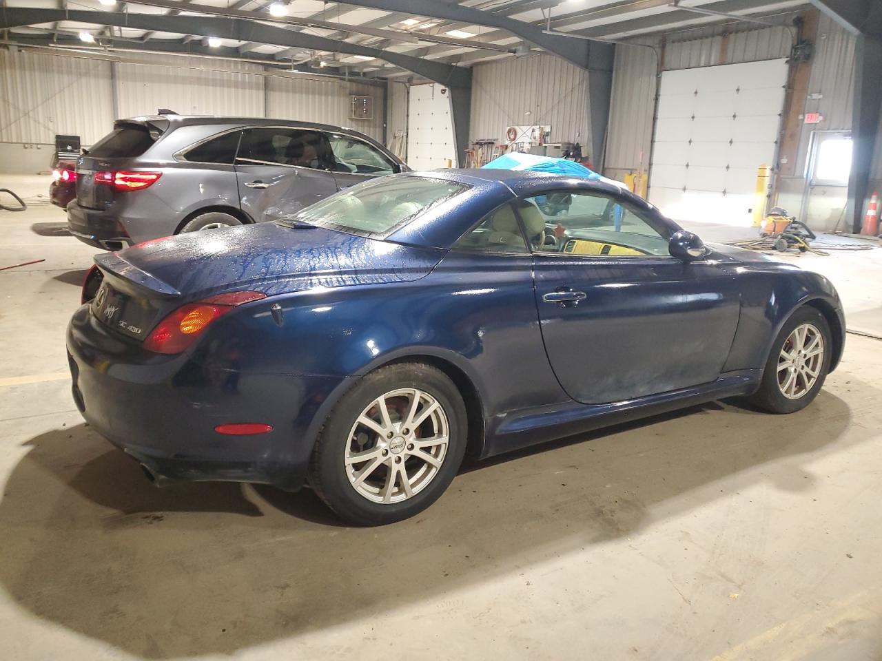 Lot #2952472369 2003 LEXUS SC 430