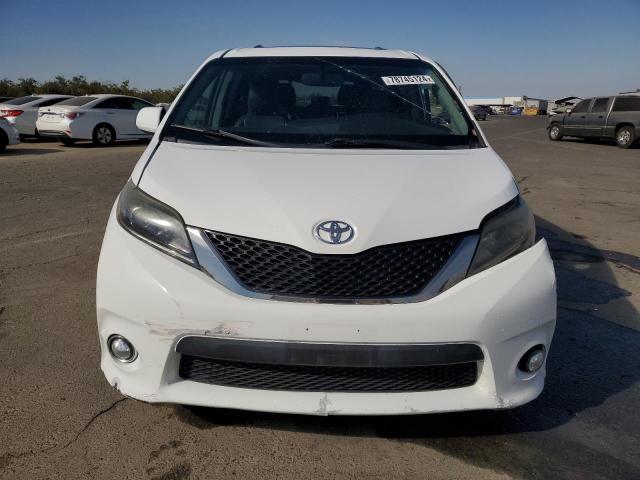 VIN 5TDXK3DC5GS720805 2016 Toyota Sienna, SE no.5