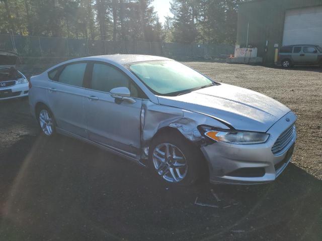 VIN 1FA6P0H75E5375440 2014 Ford Fusion, SE no.4