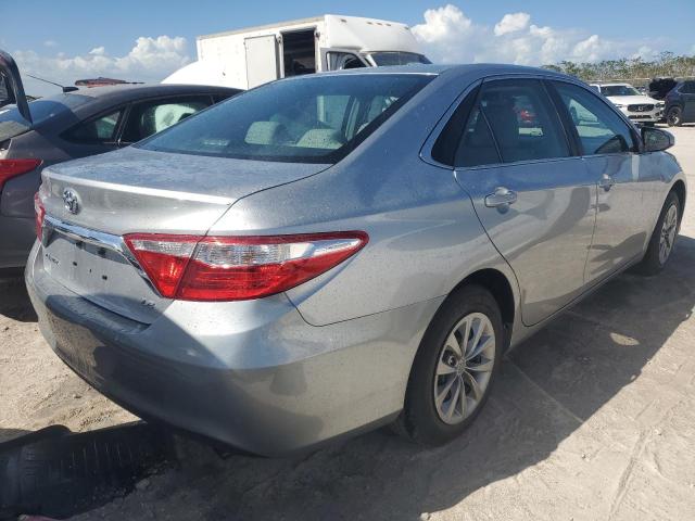 VIN 4T1BF1FK3FU046604 2015 Toyota Camry, LE no.3