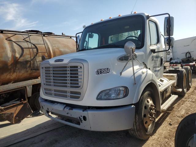 FREIGHTLINER M2 112 MED 2016 white  diesel 1FUJC5DV3GHHS0933 photo #3