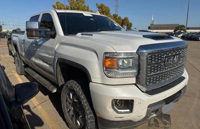 VIN 1GT12UEYXJF224265 2018 GMC Sierra, K2500 Denali no.1