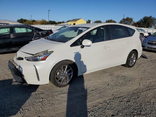 2015 TOYOTA PRIUS V #3029749253