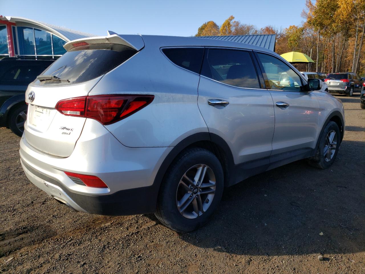 Lot #2925610504 2017 HYUNDAI SANTA FE S