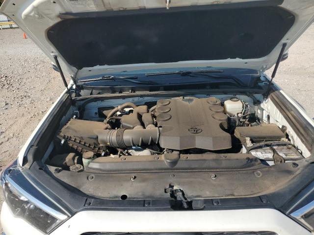 2018 TOYOTA 4RUNNER SR - JTEBU5JRXJ5549518