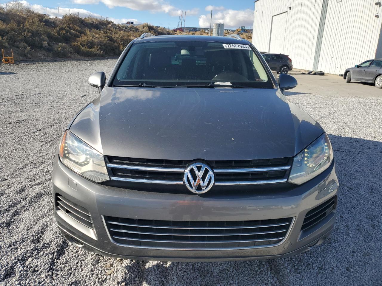 Lot #2959753948 2011 VOLKSWAGEN TOUAREG V6