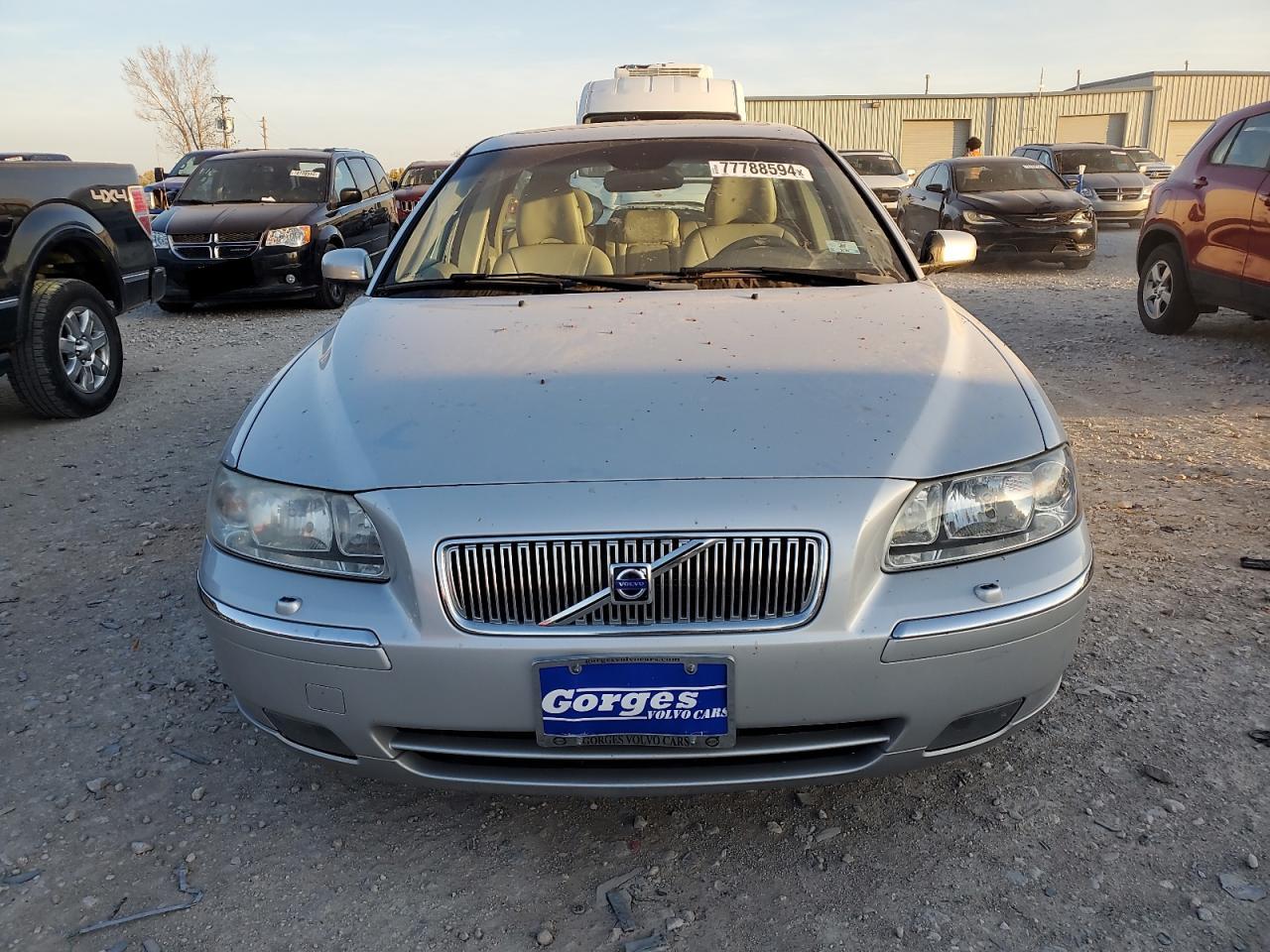 Lot #2943273861 2006 VOLVO V70 2.5T