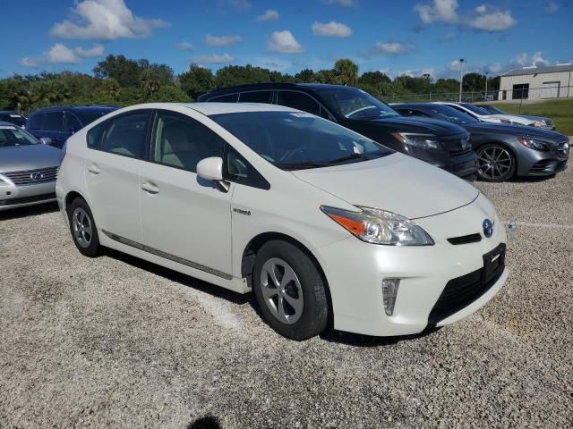 VIN JTDKN3DU1E1746841 2014 Toyota Prius no.4