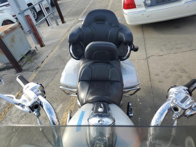 2016 HARLEY-DAVIDSON FLTRUSE CV 1HD1TAN1XGB954139