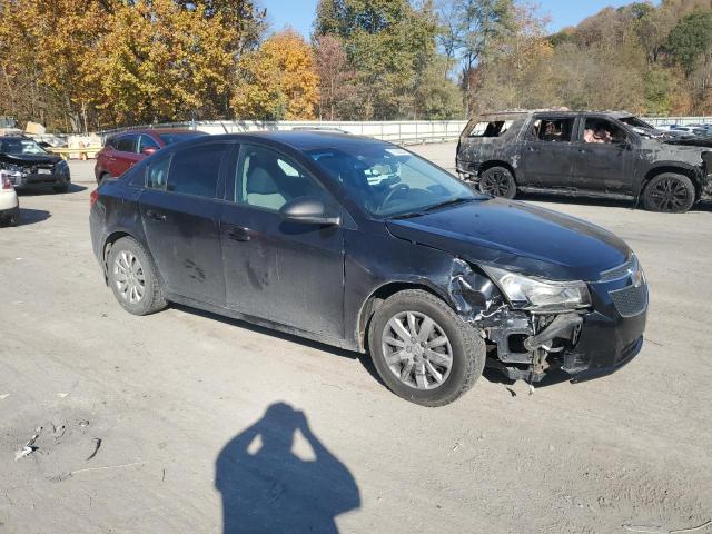 VIN 1G1PA5SH2D7324598 2013 Chevrolet Cruze, LS no.4