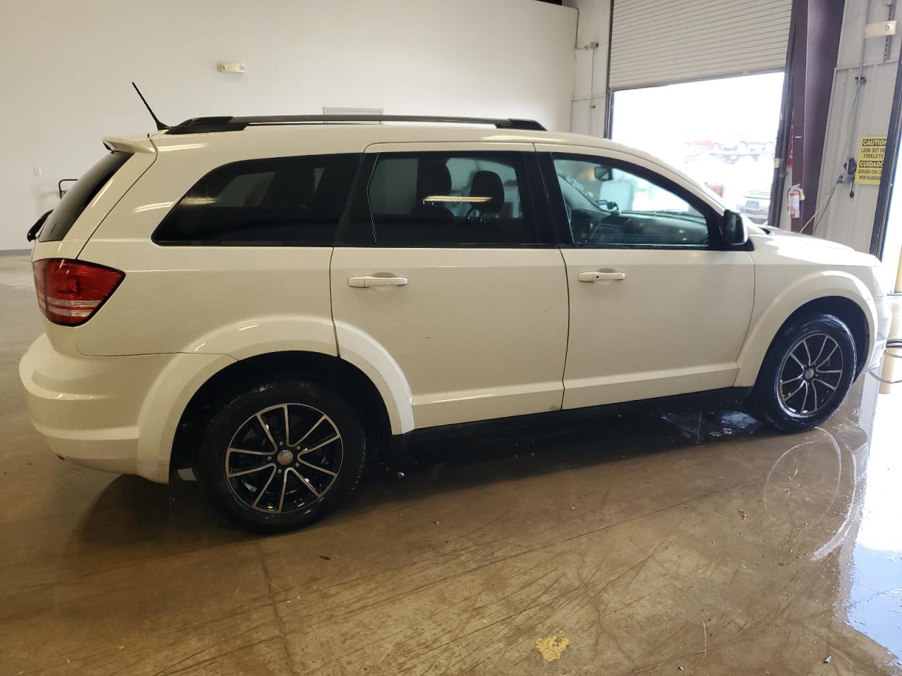 Lot #2991052185 2017 DODGE JOURNEY SE