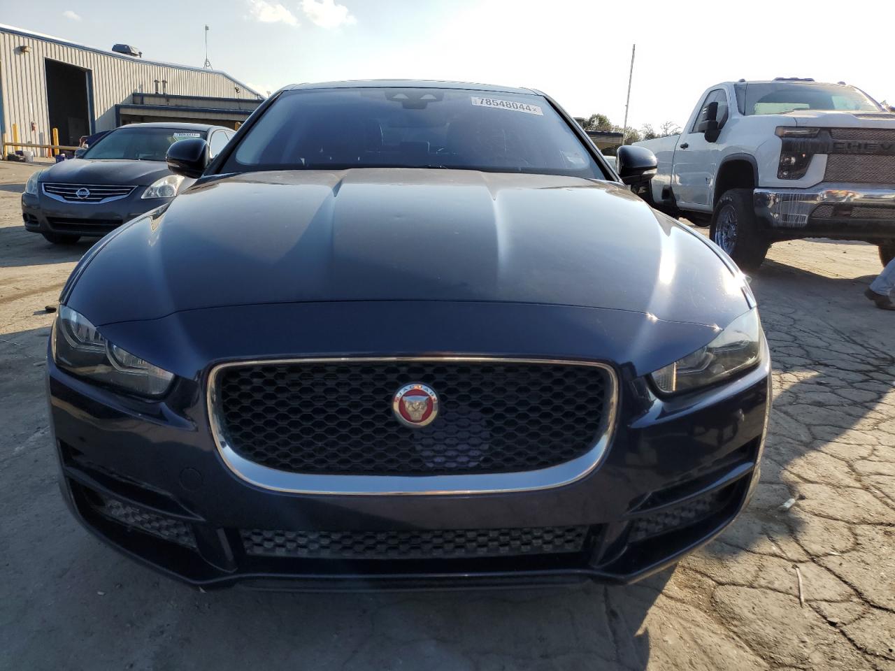 Lot #2945136709 2017 JAGUAR XE