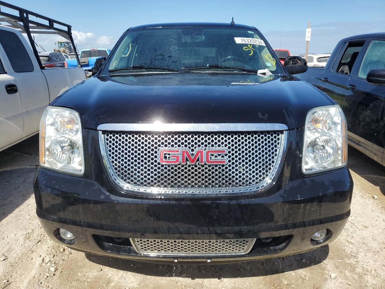 Lot #3026942216 2013 GMC YUKON DENA