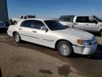 LINCOLN TOWN CAR E photo