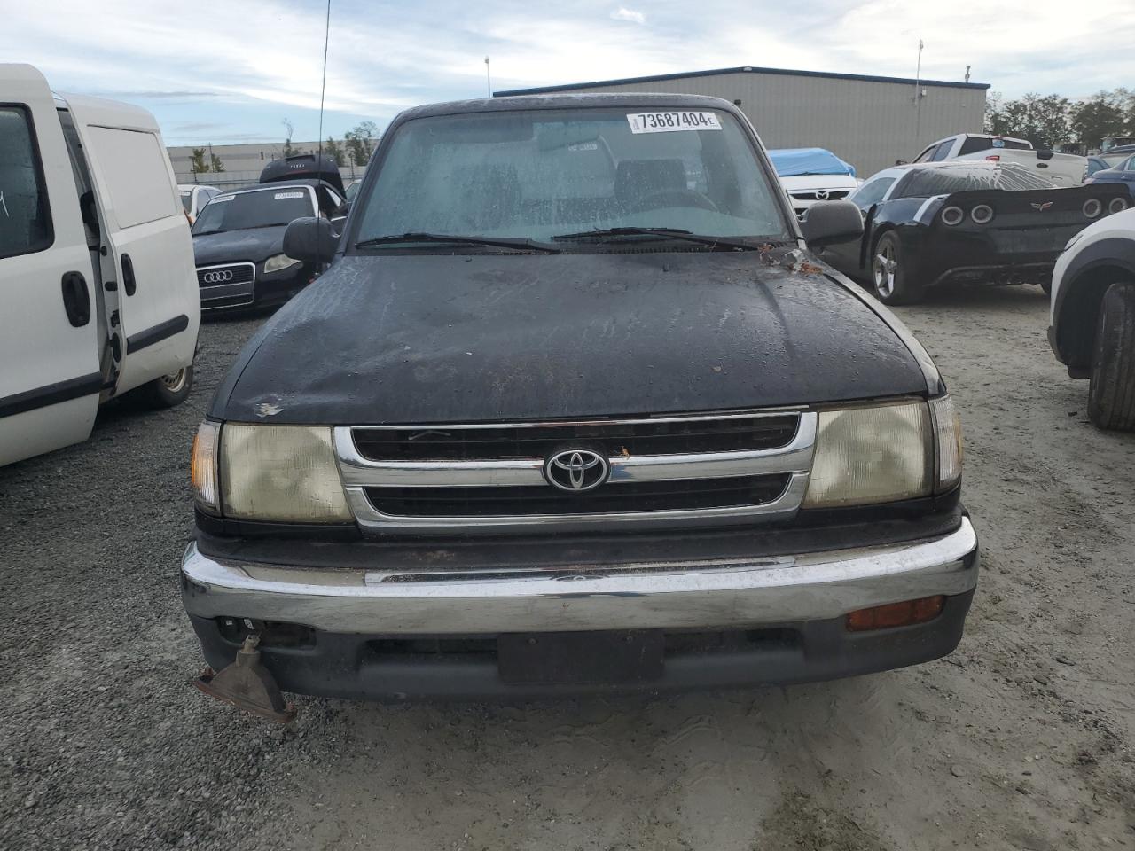 Lot #2909980083 2000 TOYOTA TACOMA