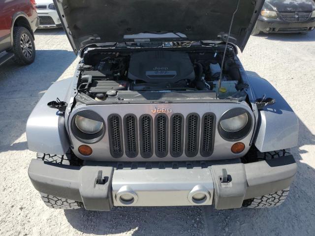 VIN 1C4BJWEG2DL675366 2013 Jeep Wrangler, Sahara no.11